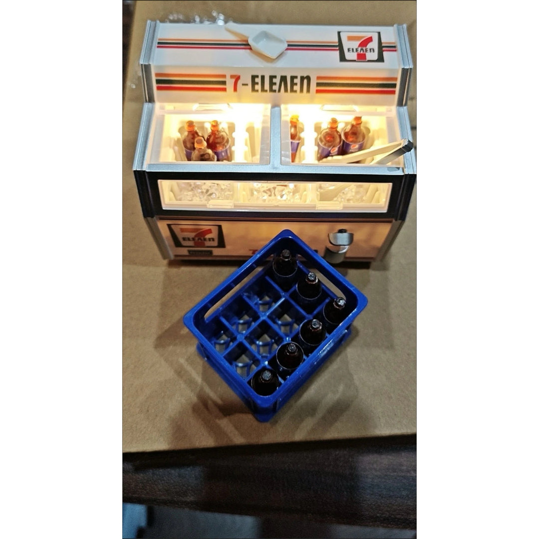 Japanese 7-Eleven Convenience Store Magnet Theme