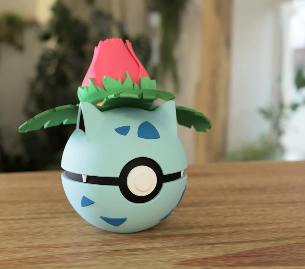 Bulbasaur Evolution Series Poké Ball Collectibles